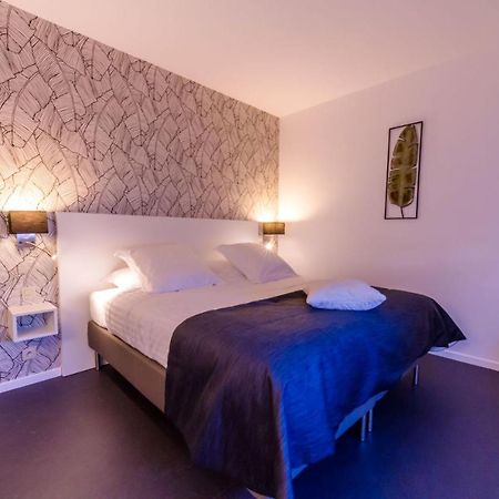 Manavahotel Herstal Bagian luar foto