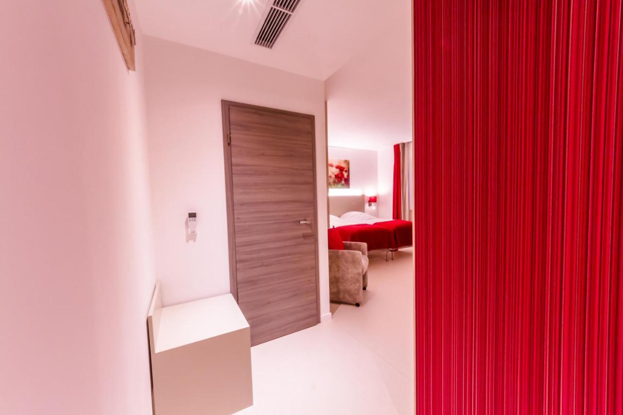 Manavahotel Herstal Bagian luar foto